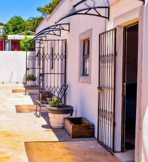 פנסיון Gabade Guest House