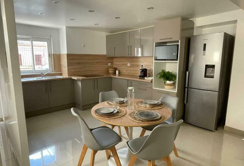 膳宿费 Les Gouttes D Or