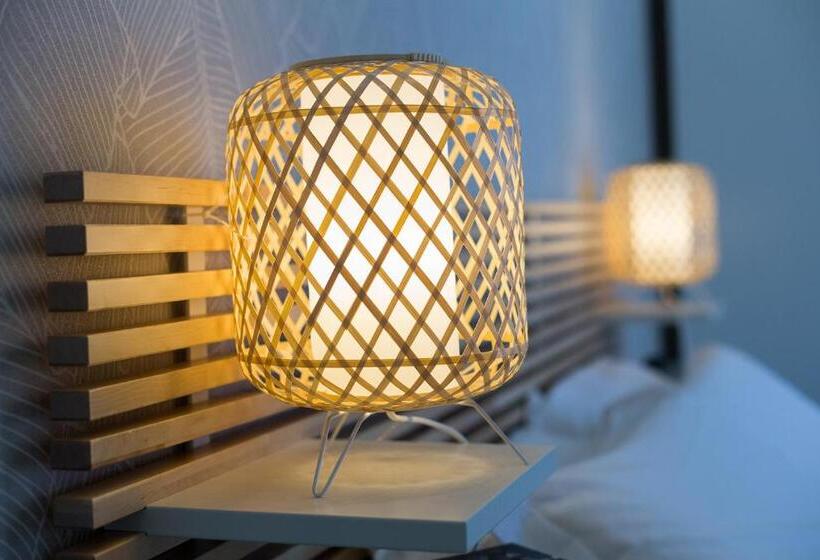 ペンション Nerissa Suites&rooms