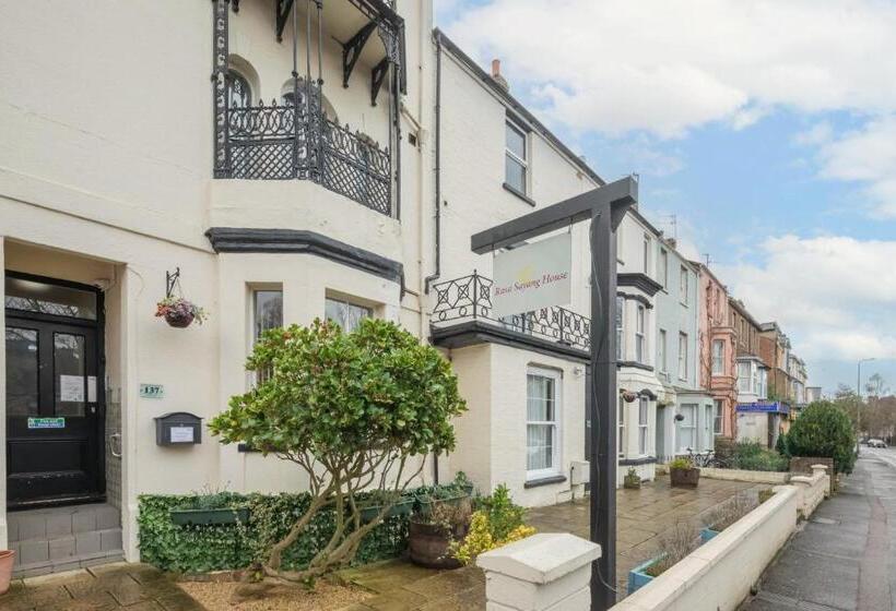 بنسيون Rasa Sayang House   Self Check In Guesthouse