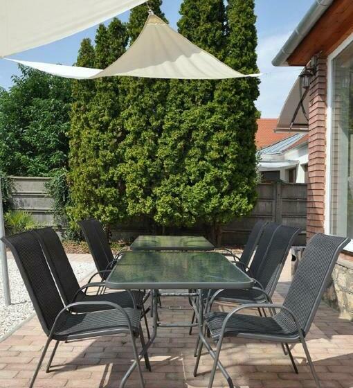 Пансион River Apartment