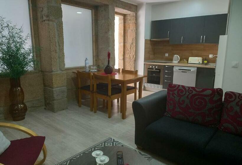 פנסיון Rustic House Fundão