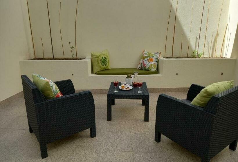 膳宿费 Rustic House Fundão