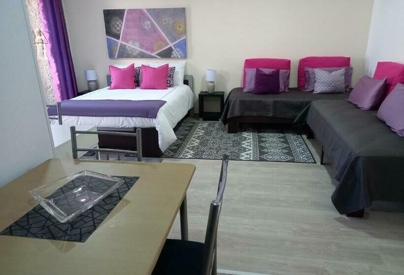 פנסיון Rustic House Fundão