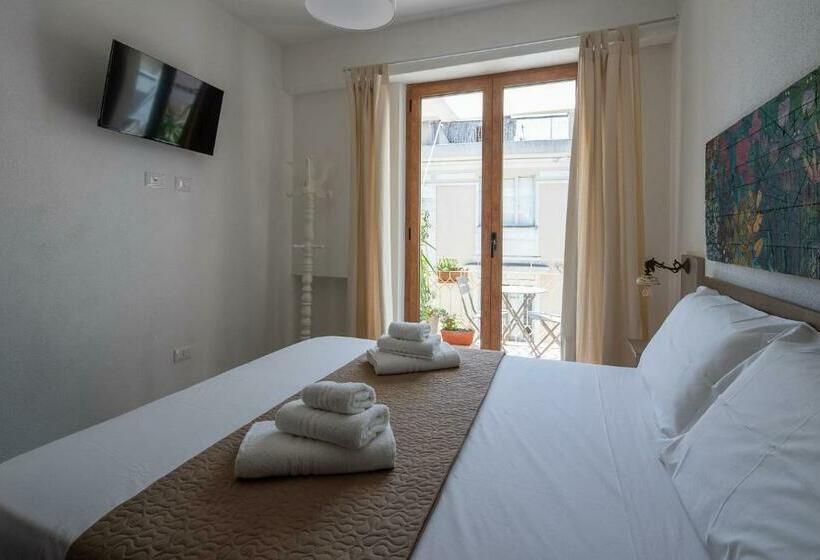 פנסיון Sul Corso Affittacamere