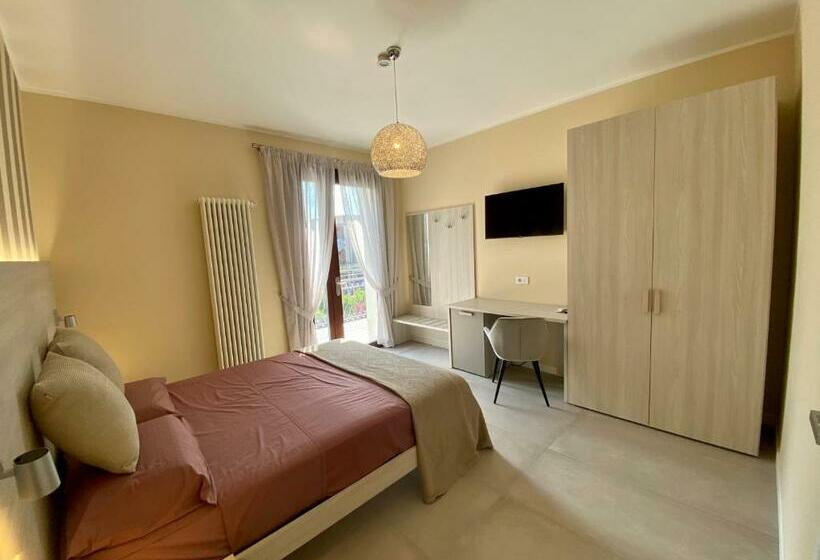 膳宿费 Villa Elena