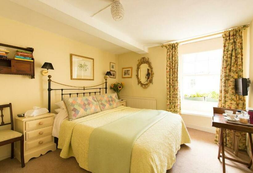 St Annes Bed And Breakfast