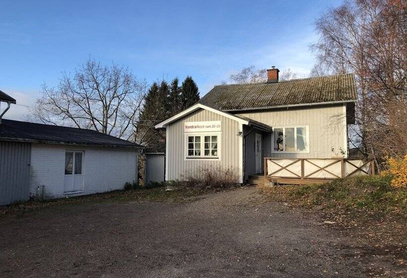 הוסטל Berggårdens Gästgiveri