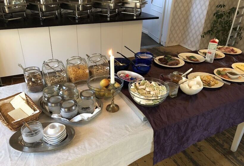 הוסטל Berggårdens Gästgiveri