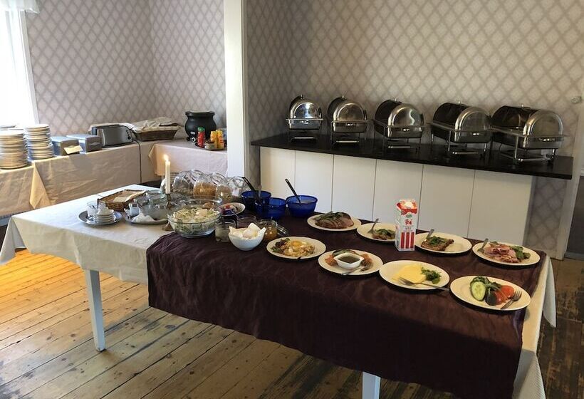 הוסטל Berggårdens Gästgiveri