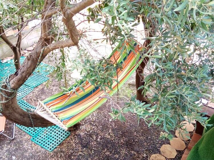 Общежитие Private Room Stanza Privata With Private Bathroom   Shared Kitchen And Beautiful Terrace On Taormina