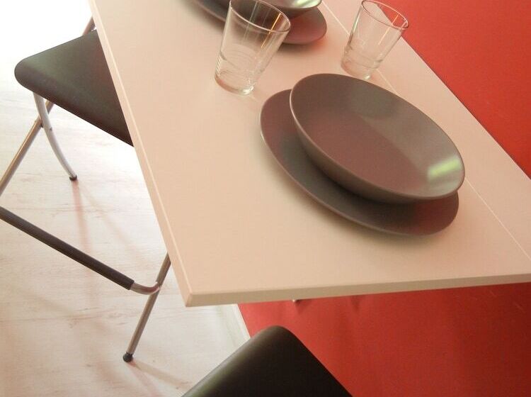 Общежитие Private Room Stanza Privata With Private Bathroom   Shared Kitchen And Beautiful Terrace On Taormina