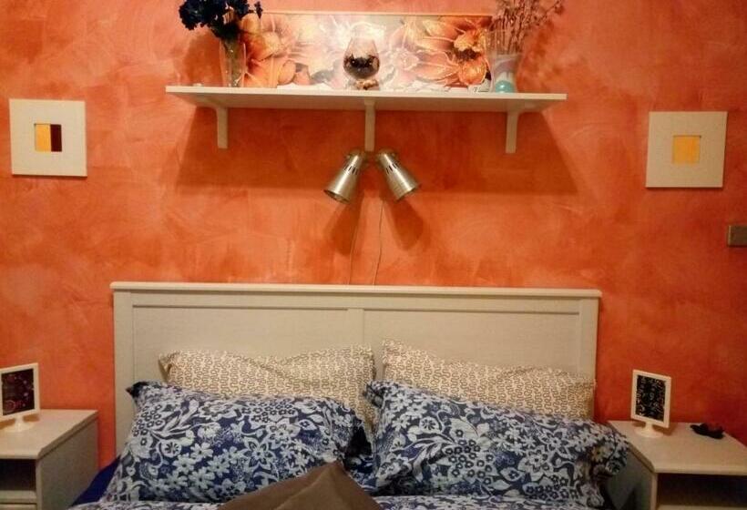 هاستل Private Room Stanza Privata With Private Bathroom   Shared Kitchen And Beautiful Terrace On Taormina