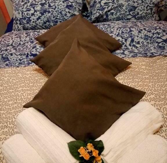 Общежитие Private Room Stanza Privata With Private Bathroom   Shared Kitchen And Beautiful Terrace On Taormina