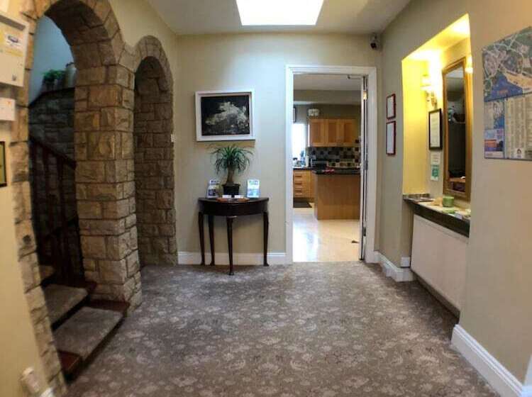 تختخواب و صبحانه Beach Haven Accommodations