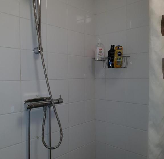 مبيت وإفطار 3 Star Hostel