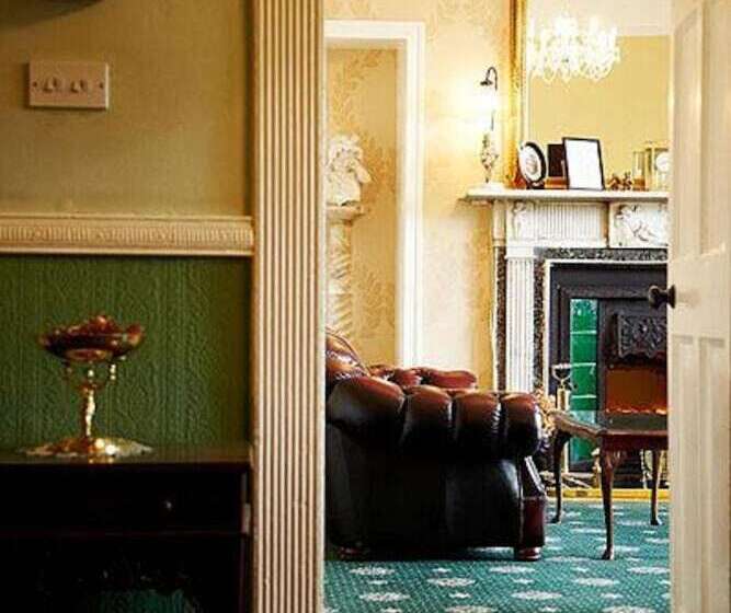 مبيت وإفطار Belvedere Lodge