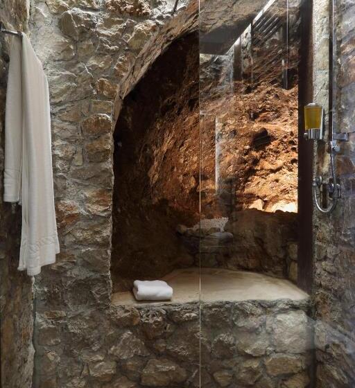 Bed and Breakfast Isoco Guest House