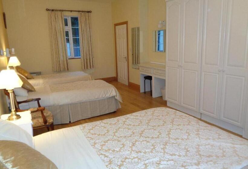 ベッドアンドブレックファースト Redwood