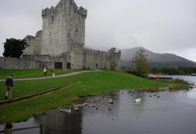 ベッドアンドブレックファースト Redwood