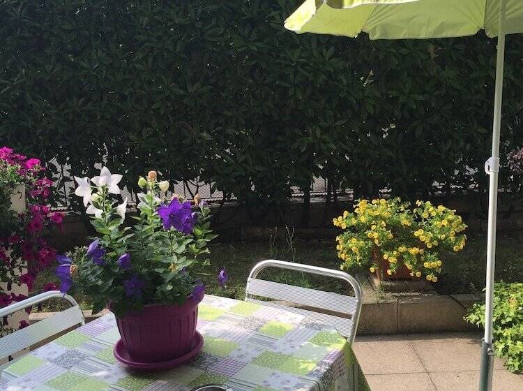 تختخواب و صبحانه Residenza Il Fiore