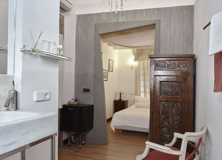 Ibiza Boutique Guest House