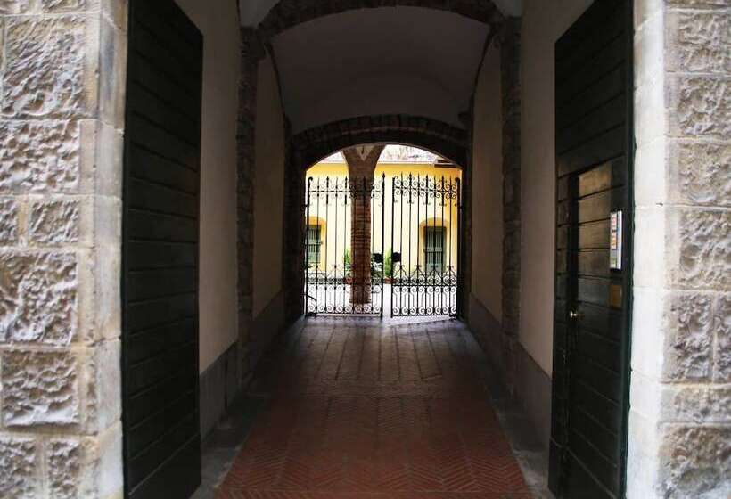 Casa Mario Lupo Apartments And Rooms