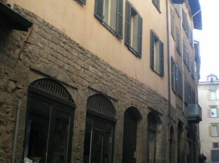 Casa Mario Lupo Apartments And Rooms