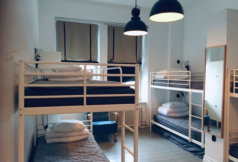 City Backpackers Hostel