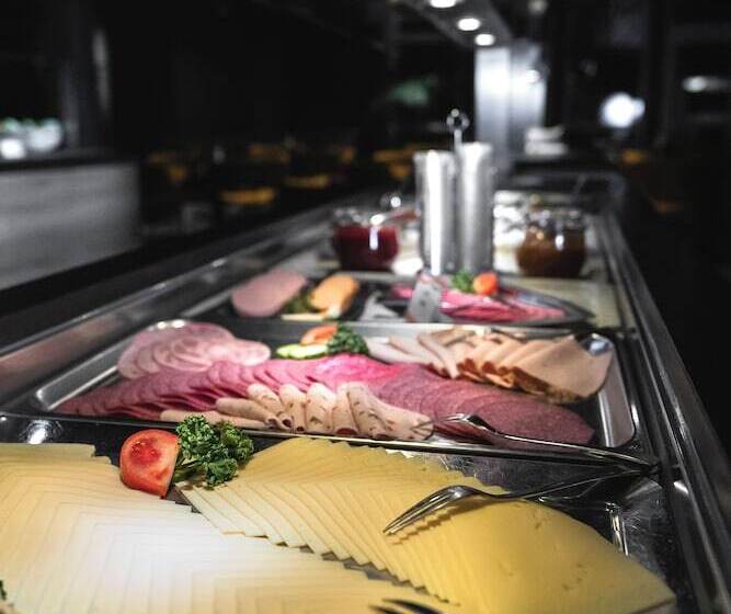 Djh Jugendherberge Augsburg   Hostel