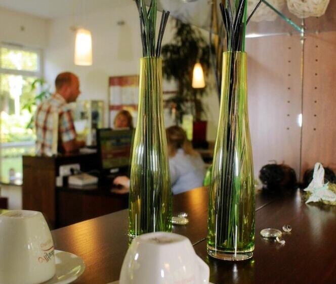 Djh Jugendherberge Augsburg   Hostel