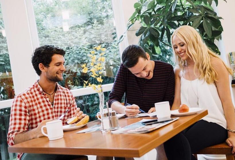 Djh Jugendherberge Augsburg   Hostel