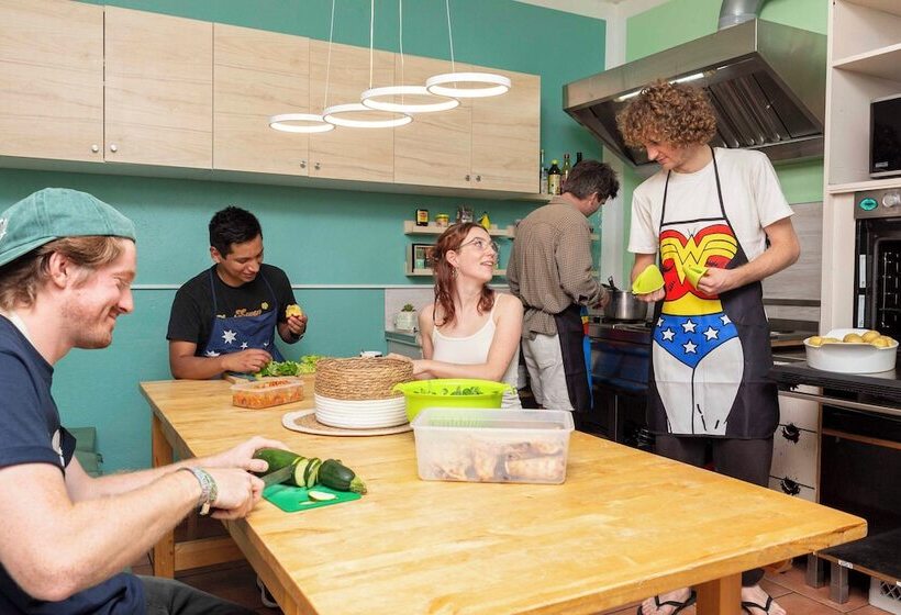 Eastseven Berlin Hostel