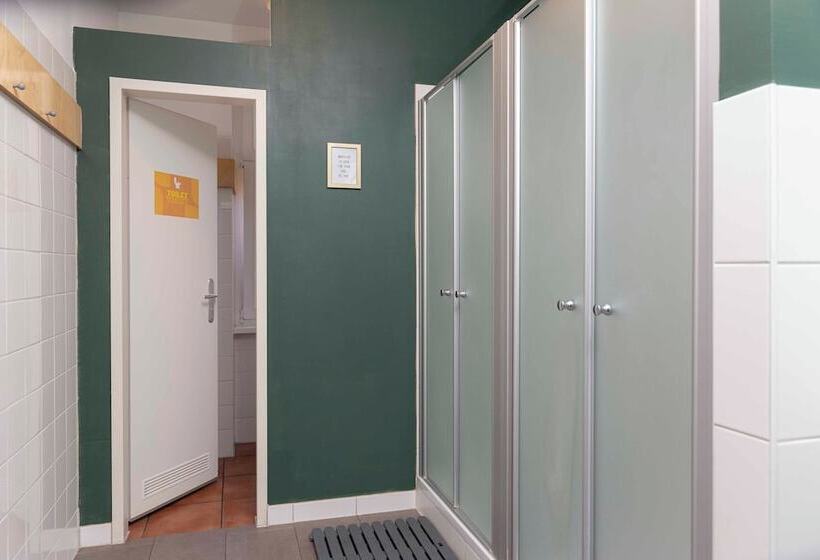 Eastseven Berlin Hostel