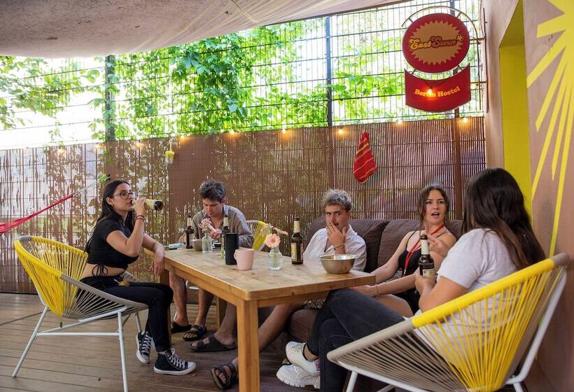 Eastseven Berlin Hostel