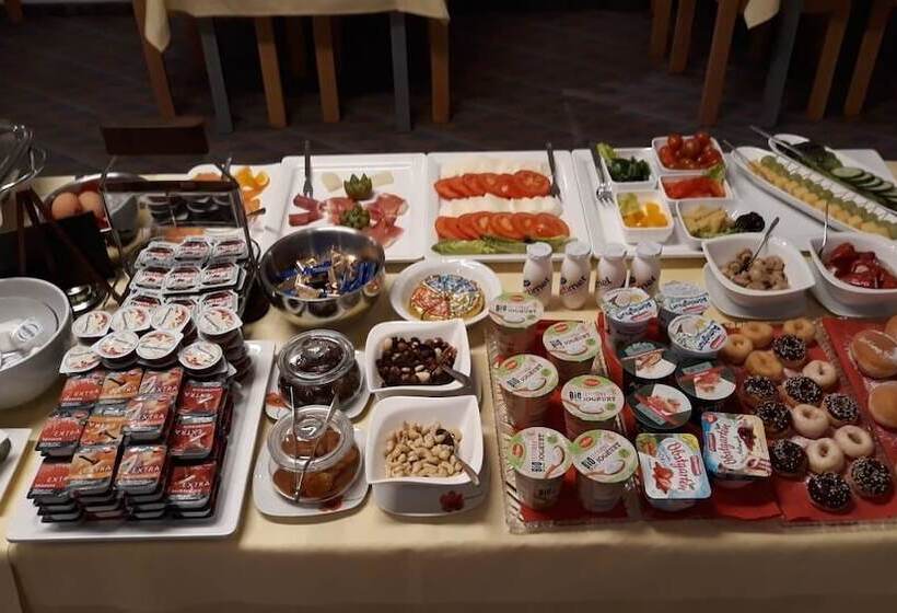 Europa Hotel Garni Free Parking