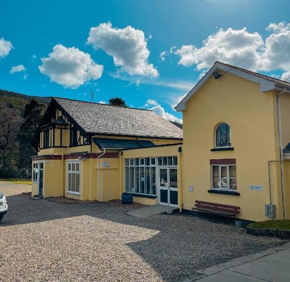 Glendalough International Youth Hostel
