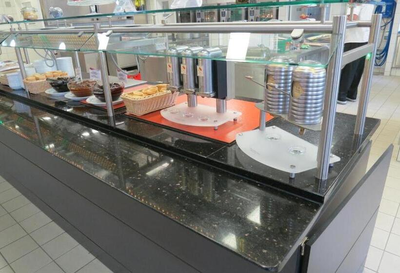 Hi Munich Park Youth Hostel