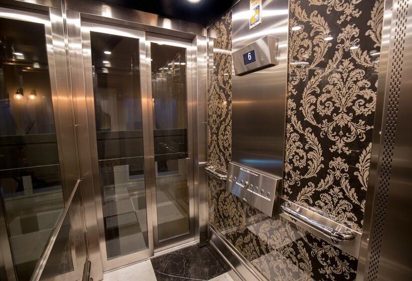 簡易ホテル Gamla Stan, Bw Signature Collection