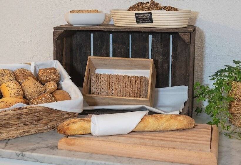 簡易ホテル Gamla Stan, Bw Signature Collection