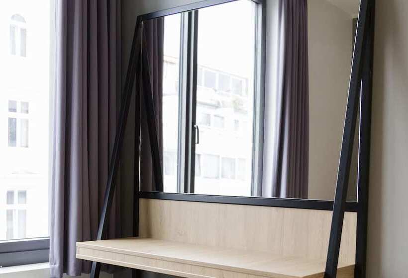 客栈  Generator Hamburg