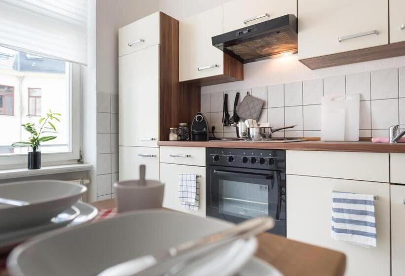 簡易ホテル Oskars Absteige