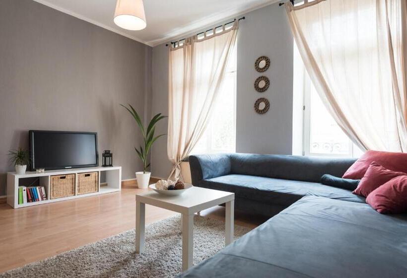 簡易ホテル Oskars Absteige