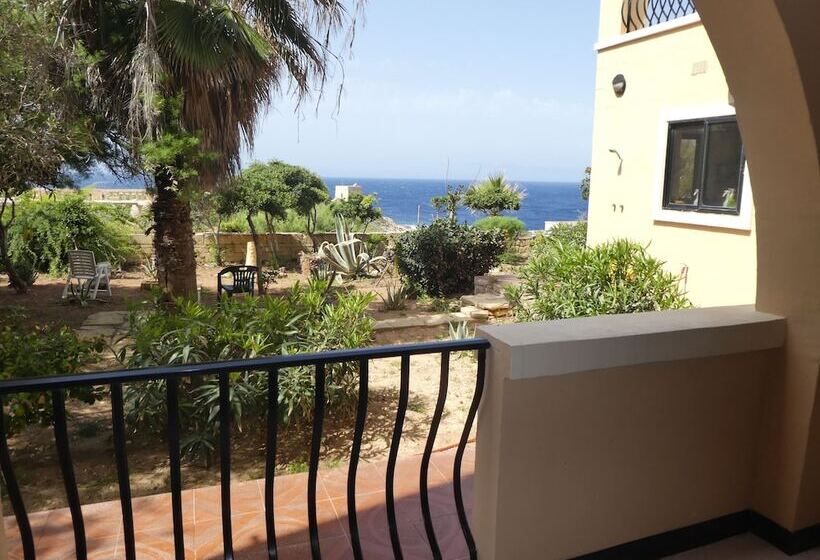 مسافرخانه San Antonio Guesthouse