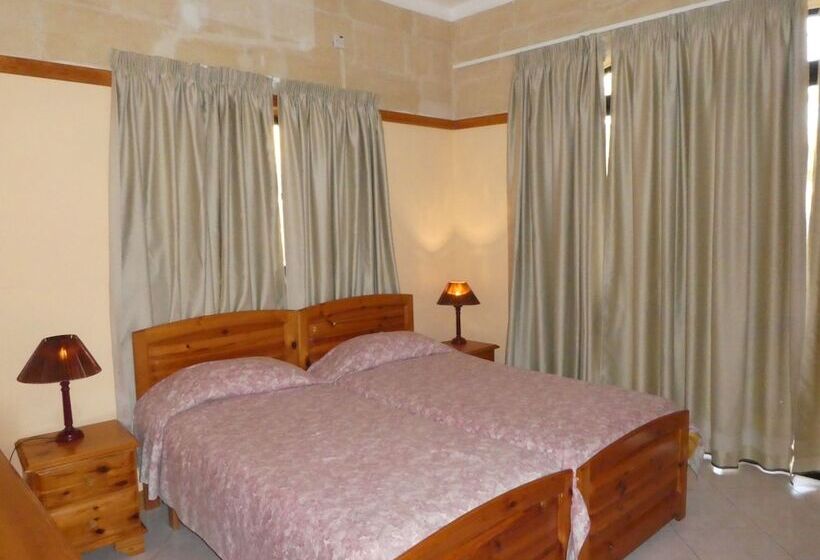 مسافرخانه San Antonio Guesthouse