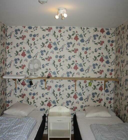 Hostel Bed & Breakfast