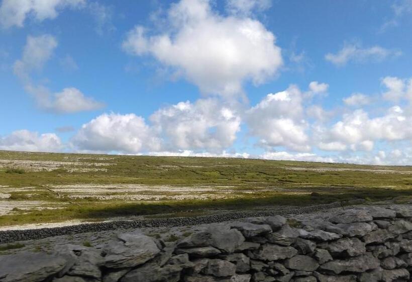 فندق Aille River Tourist Hostel And Camping Doolin