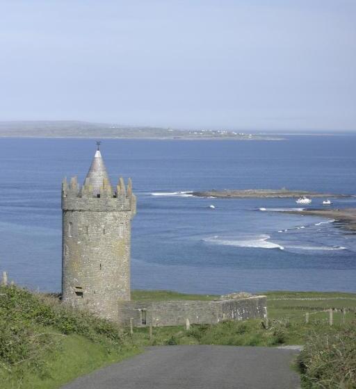 فندق Aille River Tourist Hostel And Camping Doolin