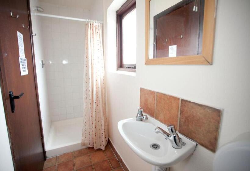 فندق Aille River Tourist Hostel And Camping Doolin