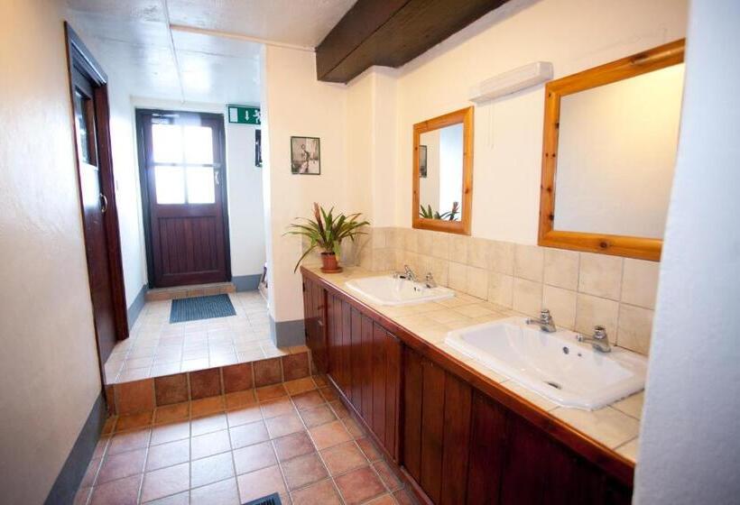 فندق Aille River Tourist Hostel And Camping Doolin